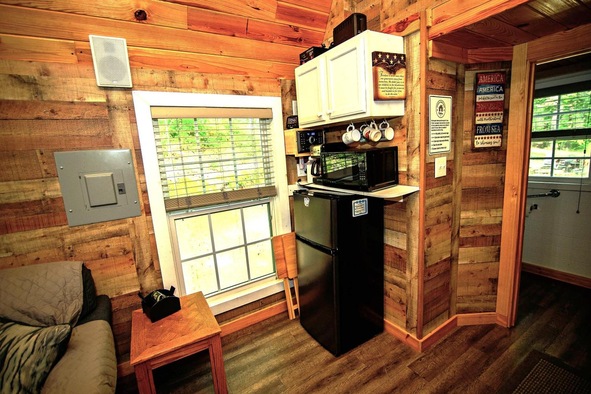 The Americana - Parker Creek Bend Cabins Мурфрісборо Екстер'єр фото